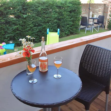 A Tornacos Panzio Bed & Breakfast *