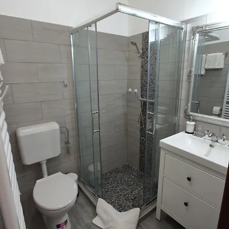 A Tornacos Panzio Bed & Breakfast