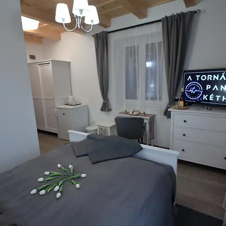 A Tornacos Panzio Bed & Breakfast *