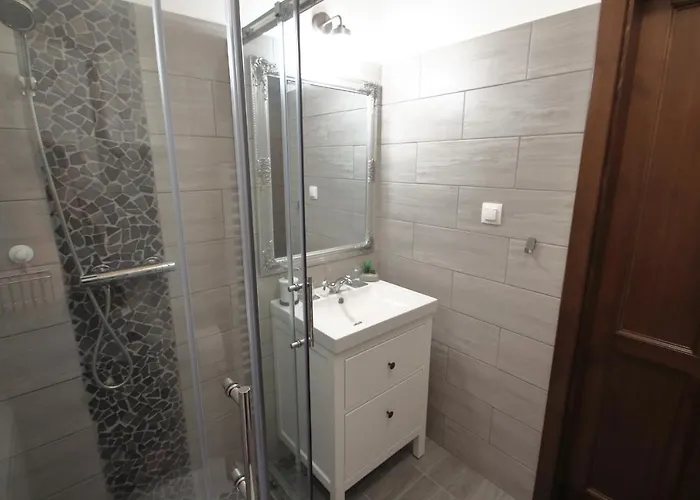 A Tornacos Panzio 4*