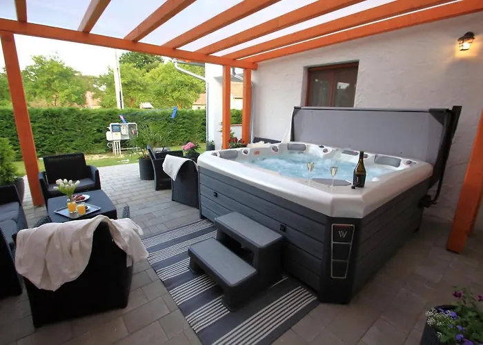 A Tornacos Panzio ベッド・アンド・ブレックファスト Kéthely