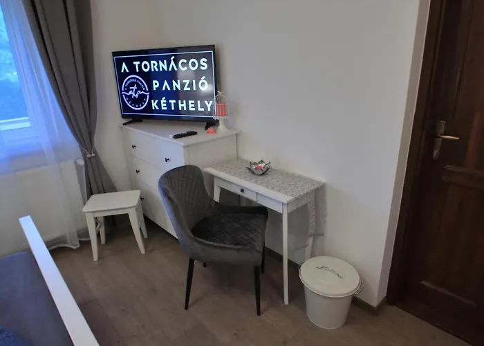 Bed & Breakfast A Tornacos Panzio 4*