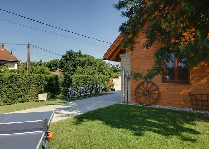 A Tornacos Panzio Bed & Breakfast